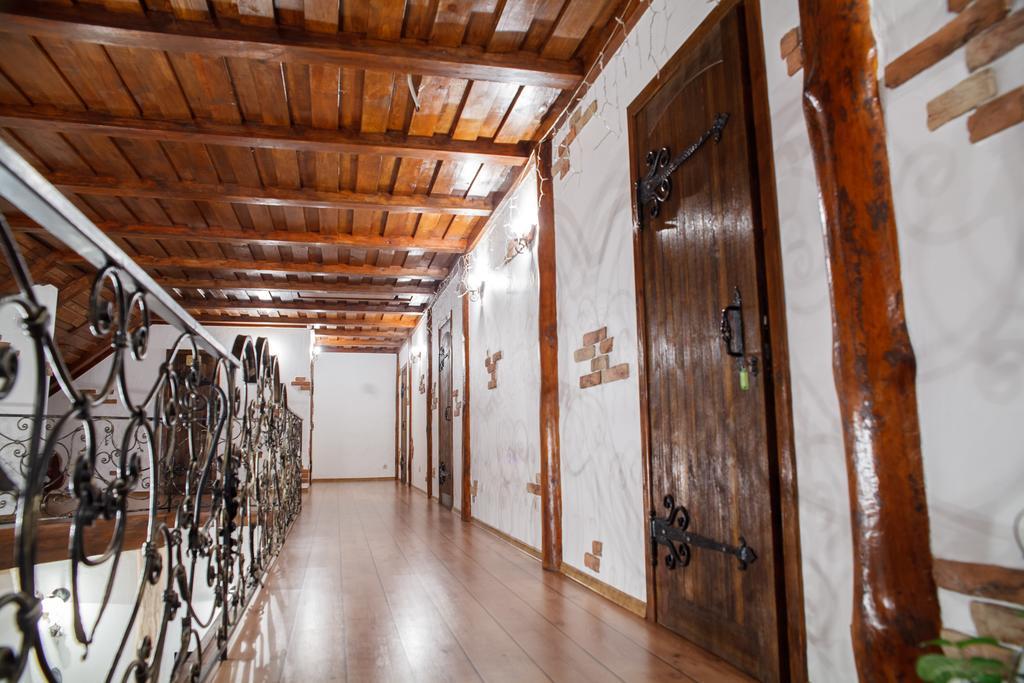 Karalinski Falvarok Tyzengauza Hotel Korolino  ห้อง รูปภาพ