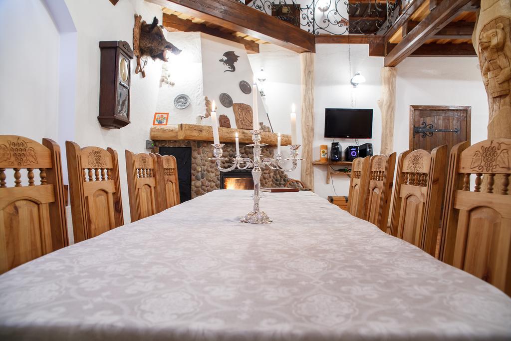 Karalinski Falvarok Tyzengauza Hotel Korolino  ห้อง รูปภาพ